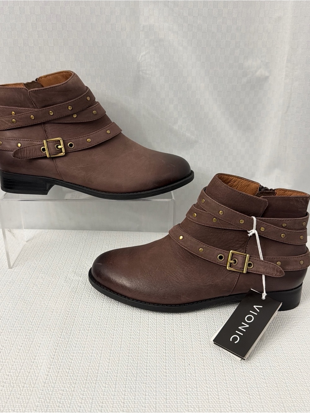 Vionic Country Lona Strappy Studded Leather Orthopedic Booties Ankle Boots 7.5 - Picture 9 of 11